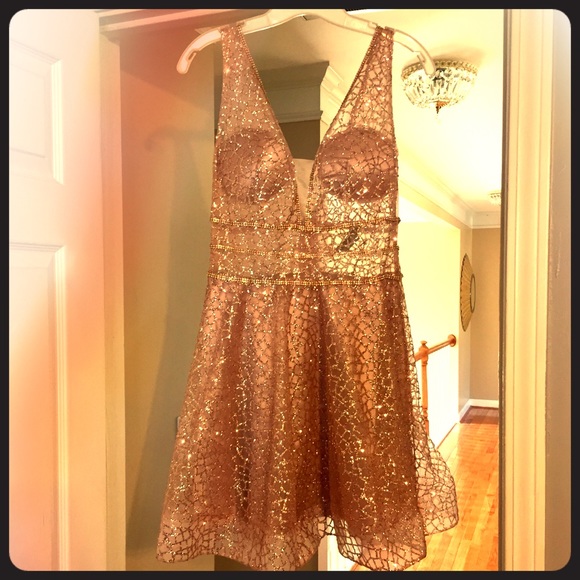 Short and extremely sexy fitted mini evening dress - Picture 2 of 7